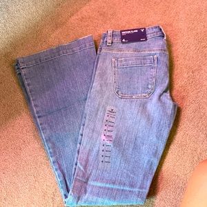 American Eagle Vintage Flair Jeans Size 4